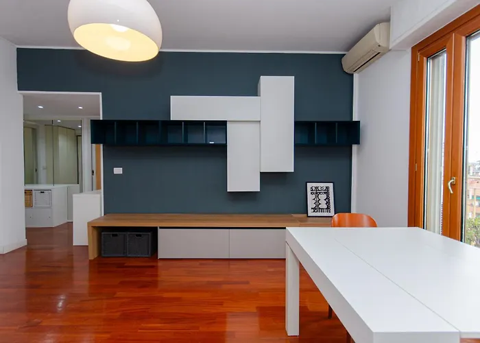 Tito Flat